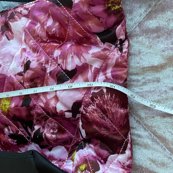 Victoria’s Secret bag. New without tags. - Picture 5 of 7